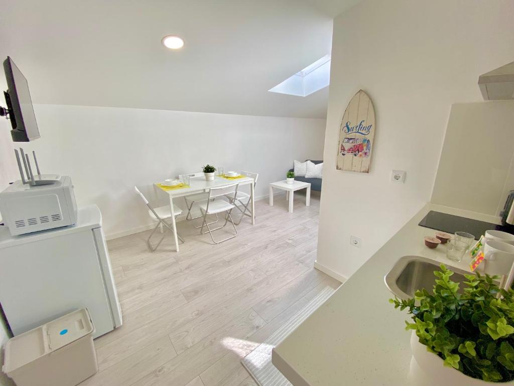 BrightHouse Nazaré - Modern Apartments - 8