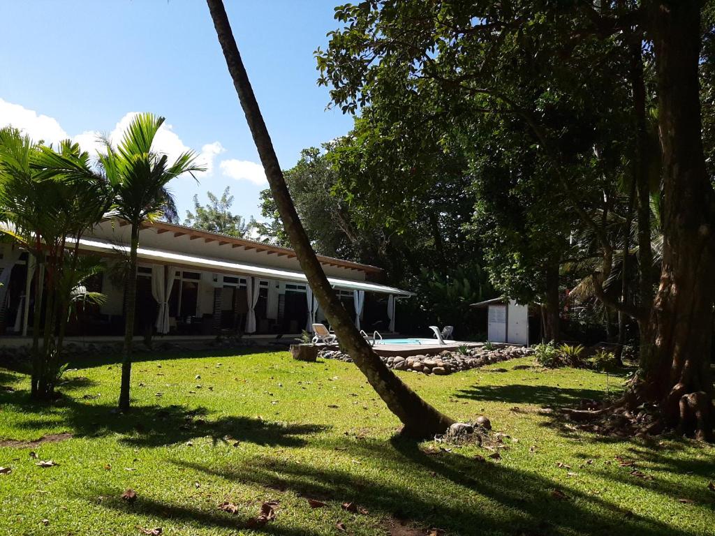 Zahrada ubytování Cahuita Inn