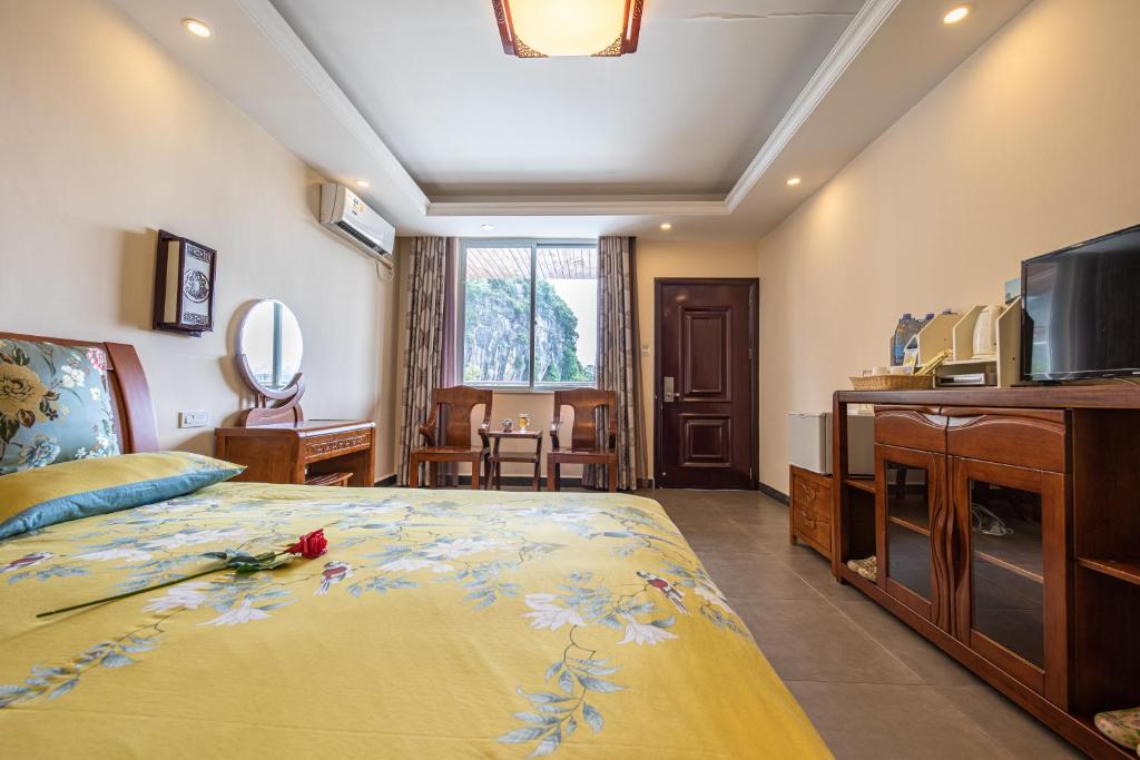 Junshe Boutique Guest House - Chambre Roi Avec Vue Sur La Montagne