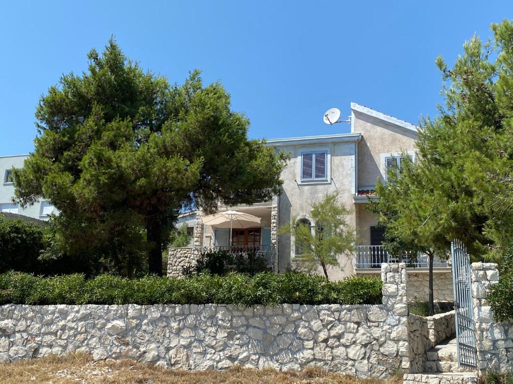 The building in which Az apartmant is located