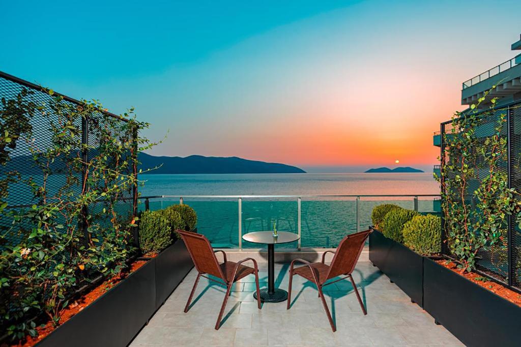 Toto Boutique Hotel & Apartments - Image 8