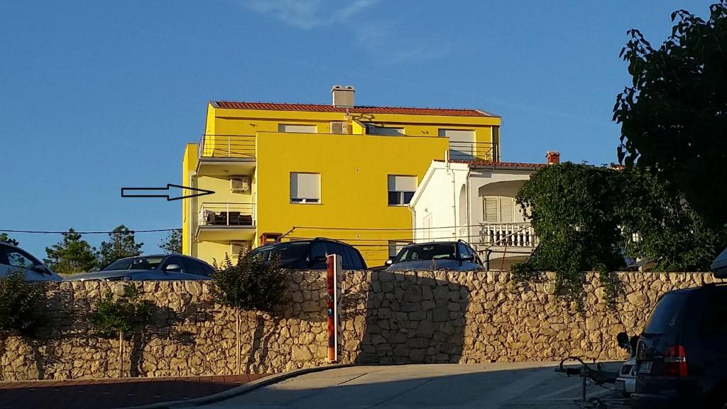 Budova, kde se apartmán nachází