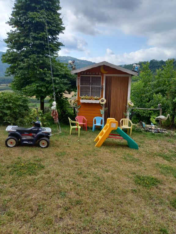 Plac zabaw dla dzieci w obiekcie Cà d' FeFi