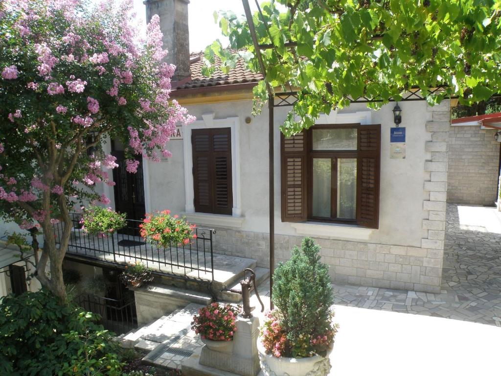 Apartments Villa Salona - 16