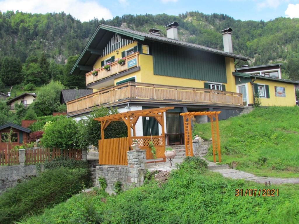 Nespecifikovaný výhled na hory nebo výhled na hory při pohledu z apartmánu