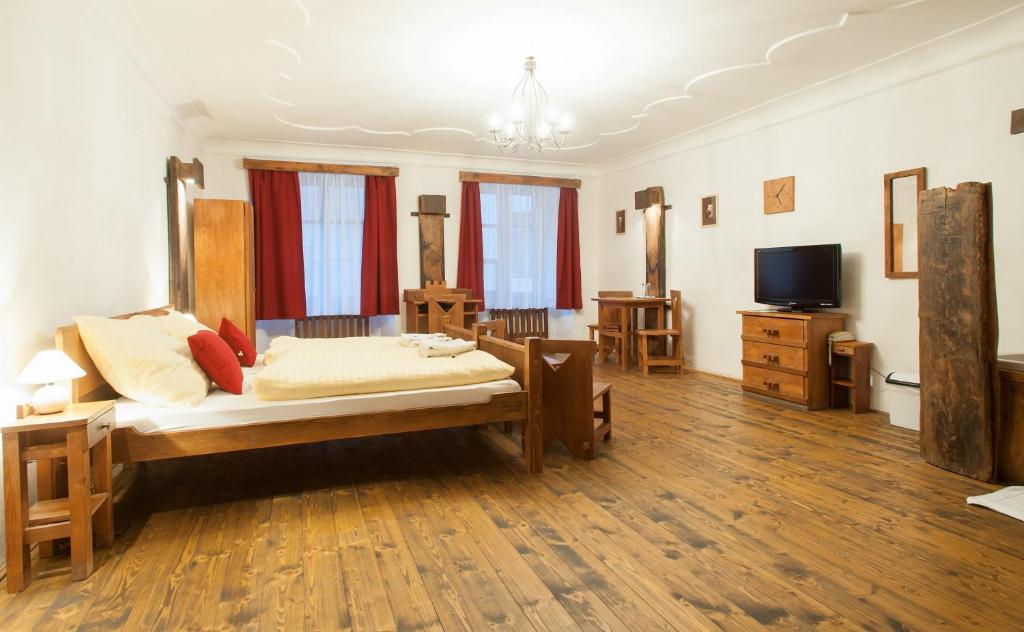 Hotel U Malého Vitka - Resim 23