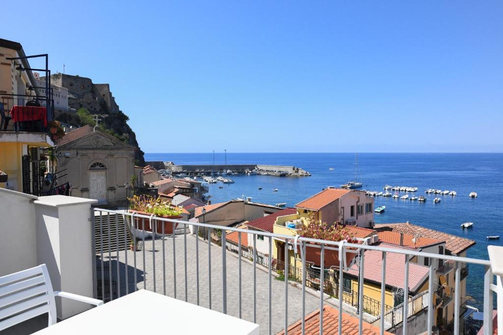 a view of the ocean from a balcony at Signora Tita B&B Chianalea - Scilla in Scilla