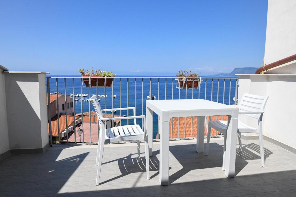 Balkón nebo terasa v ubytování Signora Tita B&B Chianalea - Scilla