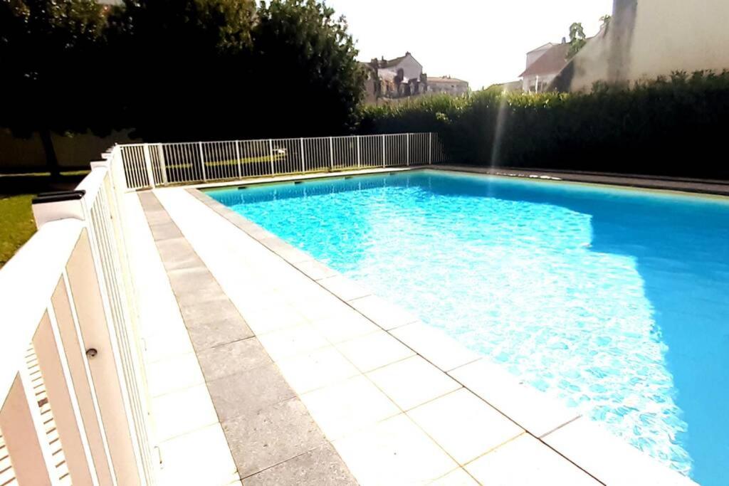 App Standing LeCarnot Centre Ville, Parking et Piscine