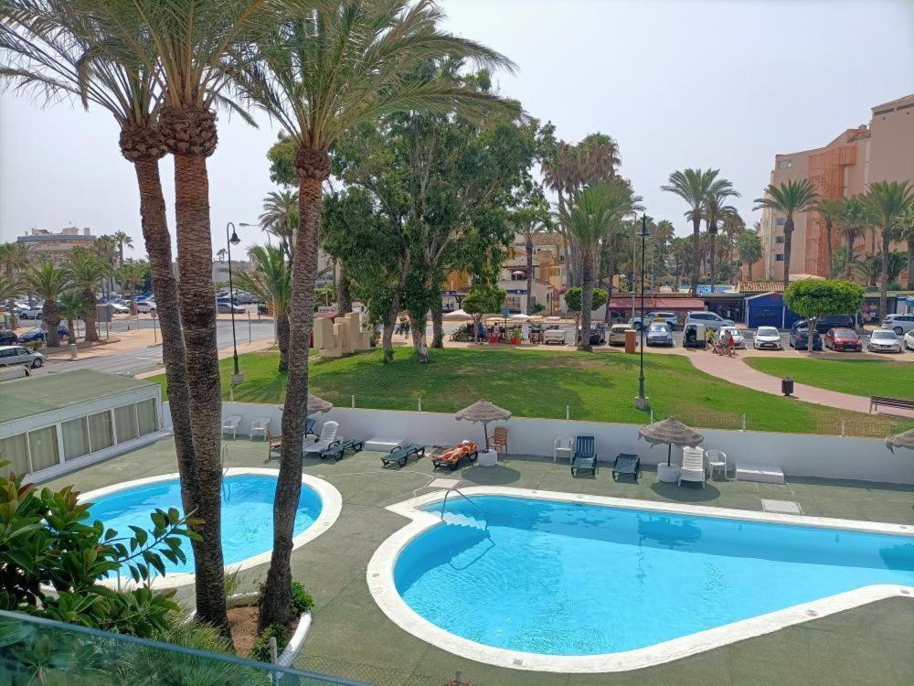 Estudio en la Urbanización de Roquetas de Mar, Roquetas de ...