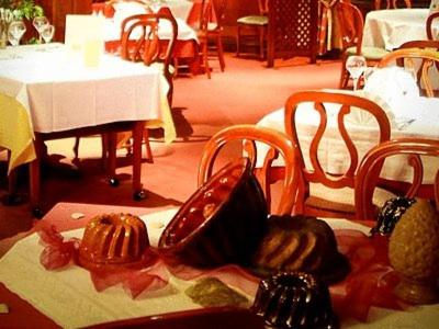 Restaurace v ubytování Logis Hotel Aux Comtes De Hanau