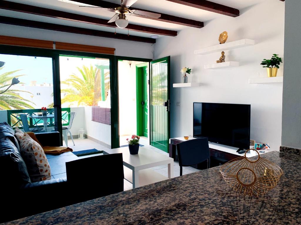 Apartamentos LlAMAR