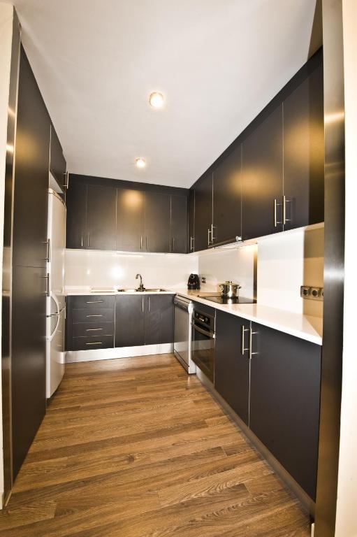 Kuchyň nebo kuchyňský kout v ubytování Casp 74 Apartments