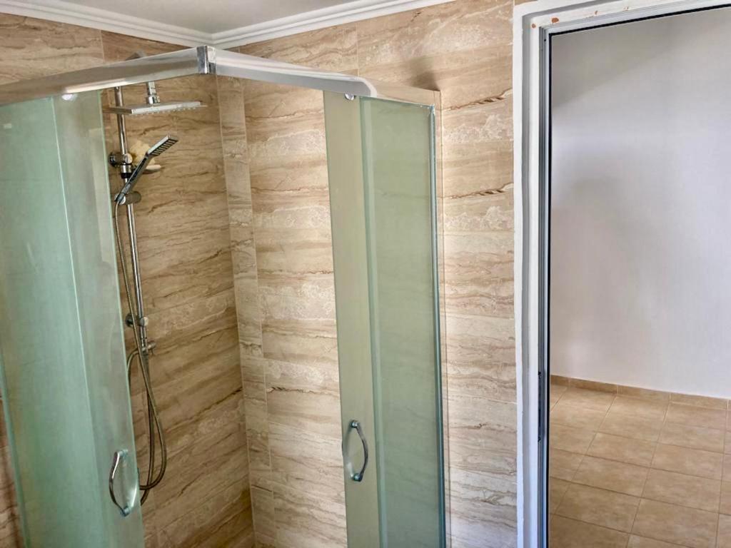 Koupelna v ubytování PALS Studios Lindos