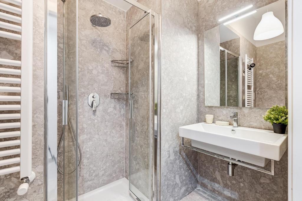 چشمه کریستال تروی - romdreamhome - CRYSTAL TREVI FOUNTAIN - romedreamhome، چشمه کریستال تروی - romdreamhome