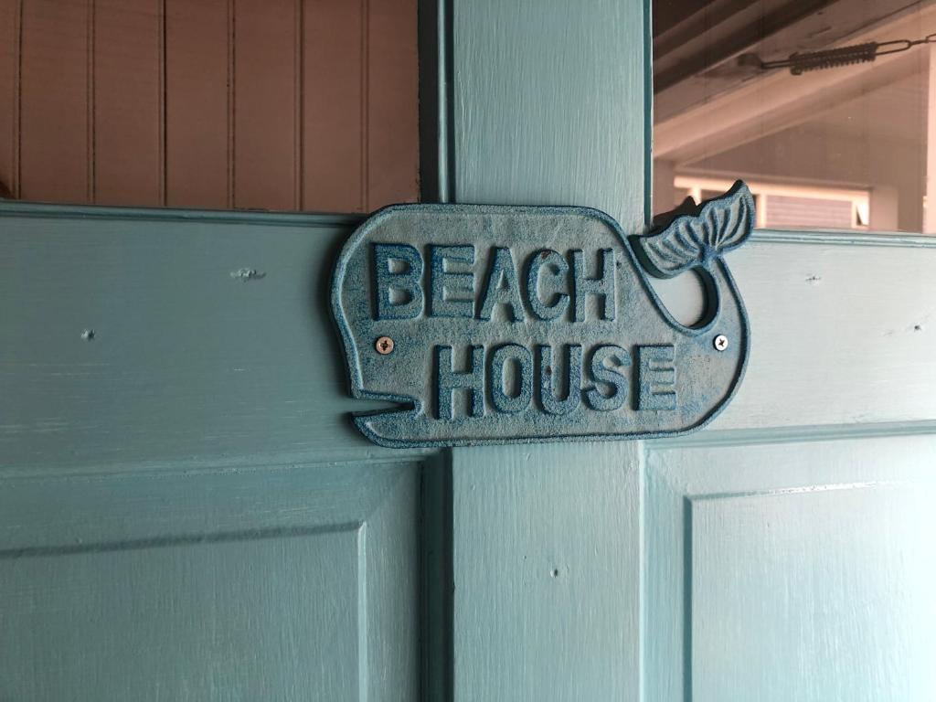 By The Sea Guests Bed & Breakfast and Suites - 部分海景五卧室海滨别墅
