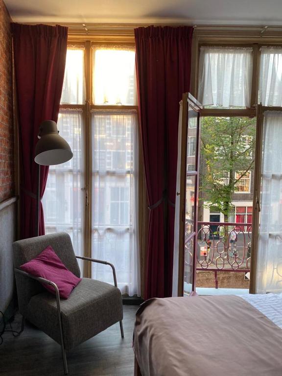 Hotel & bar Royal taste Amsterdam - Resim 14