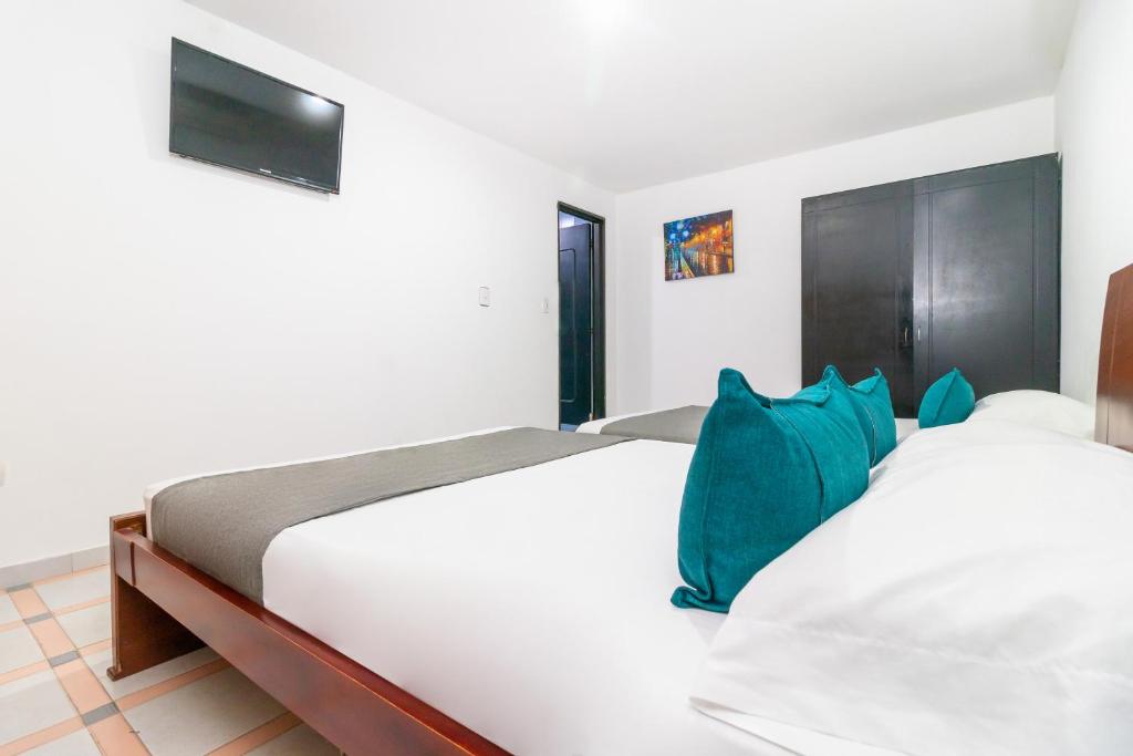 Ayenda Oporto Suites - Triple Room