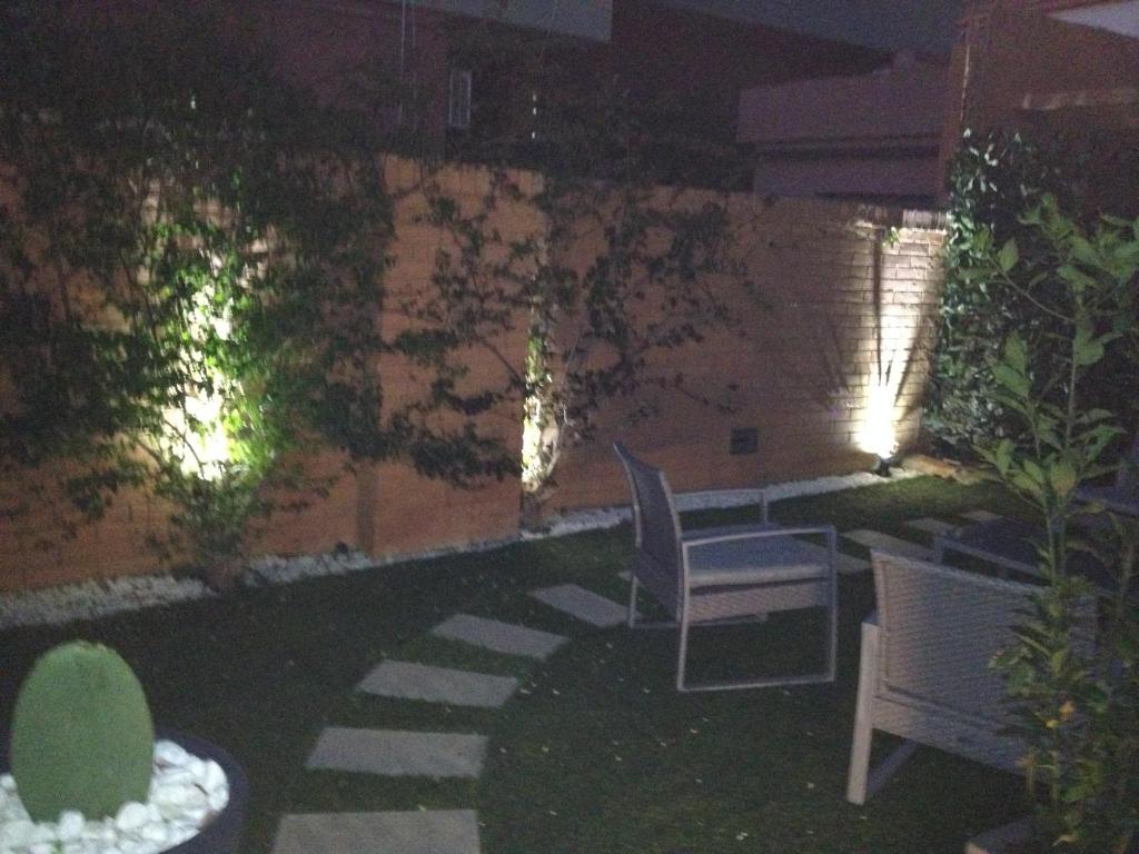 Zahrada ubytování B&Beach Cagliari guest house