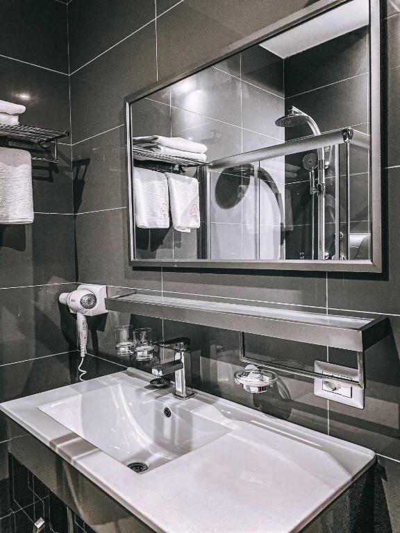 Hotel Kompleksi Arifi - Imazhi 3