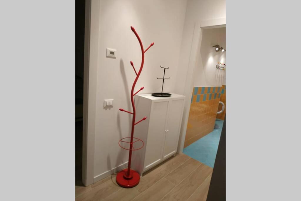 Zdjęcie z galerii obiektu Feel at Home - CASA LA POSTA w mieście Lovere
