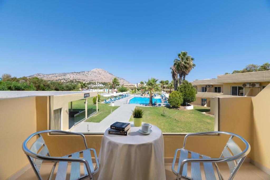 Olive Garden Hotel - 