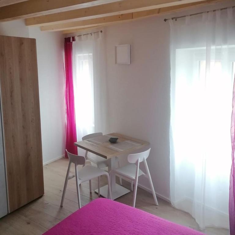 Fotografie z fotogalerie ubytování B&B Al Portico v destinaci Telve