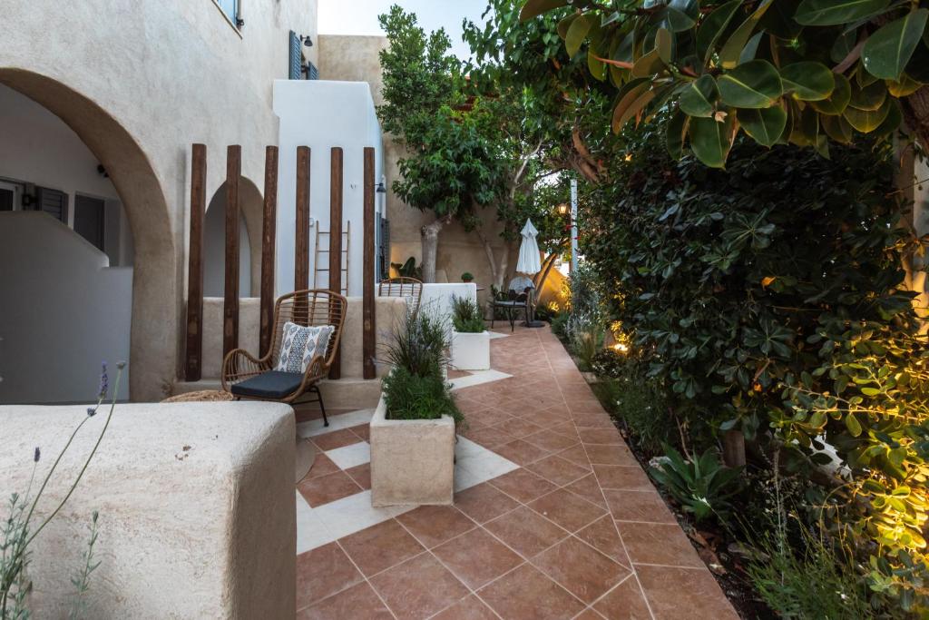 Jardín al aire libre en The Artemis Hotel
