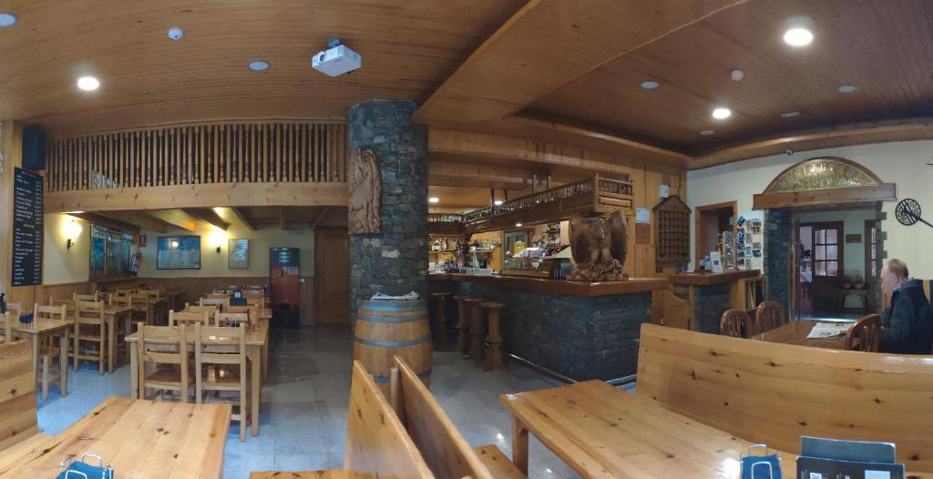 Restaurace v ubytování Hostal Pey