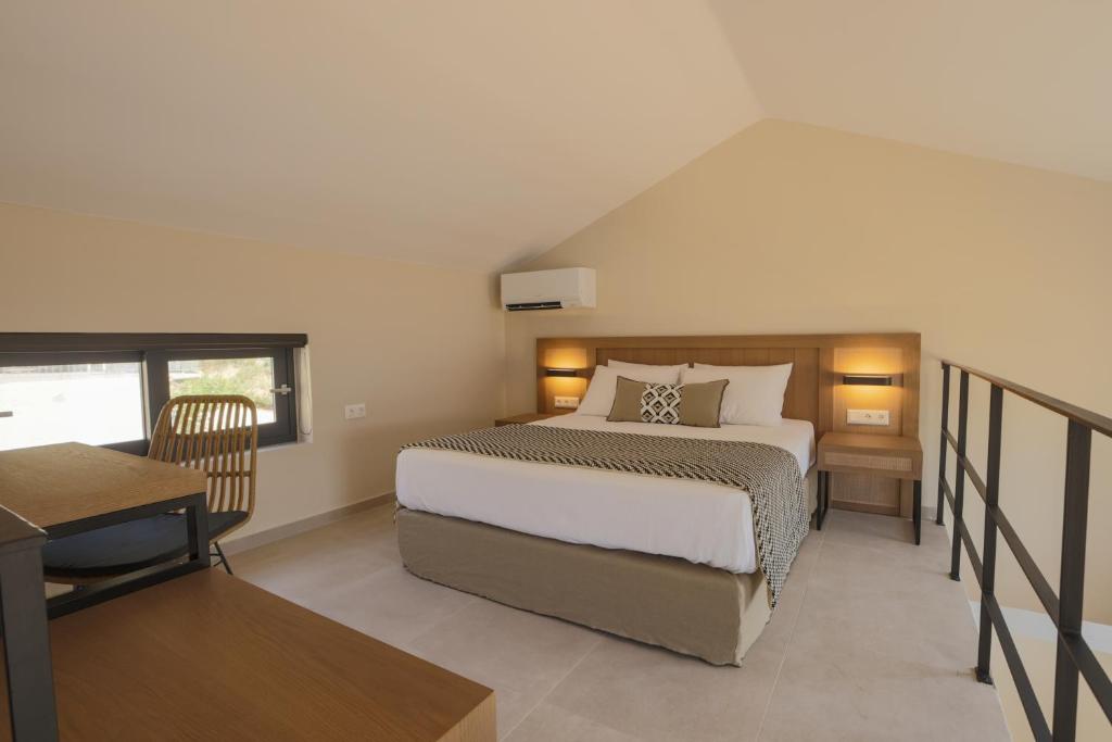 Elivia Boutique Suites - Deluxe Quadruple Room