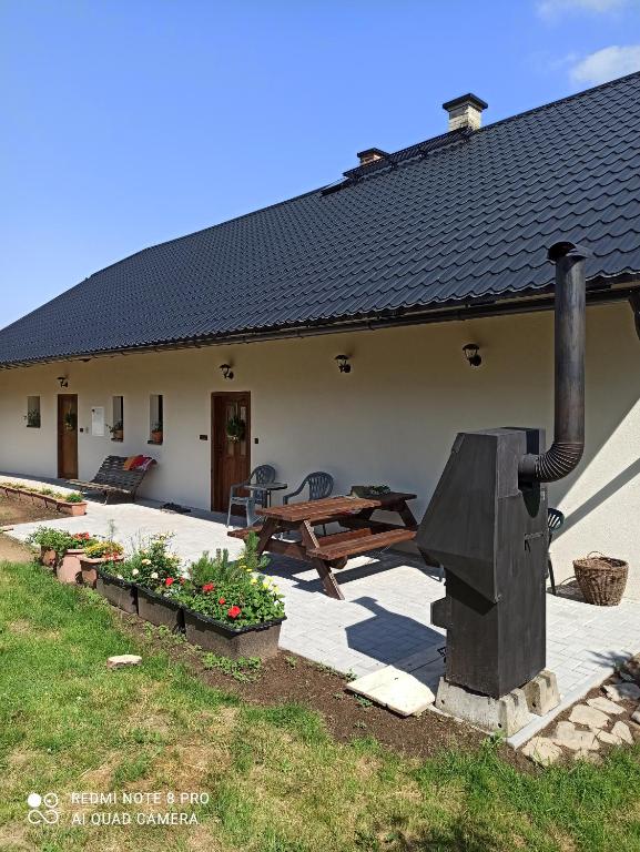 Budova, kde se prázdninový dům nachází