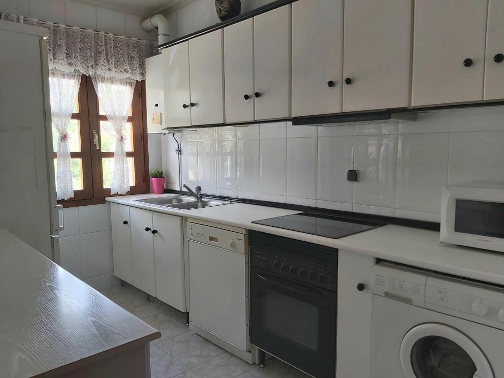 Vivienda turística Casa Lorenzo y Emilia, Requejo – Updated ...