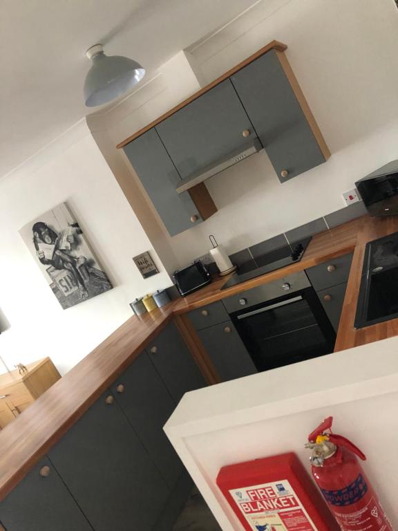 High Street Apartment - One-Bedroom Apartment