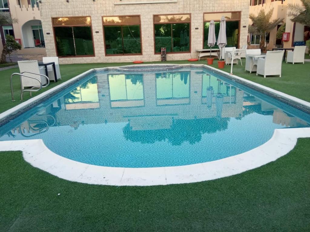 Fotografie z fotogalerie ubytování Corniche Palace Hotel v destinaci Adžmán