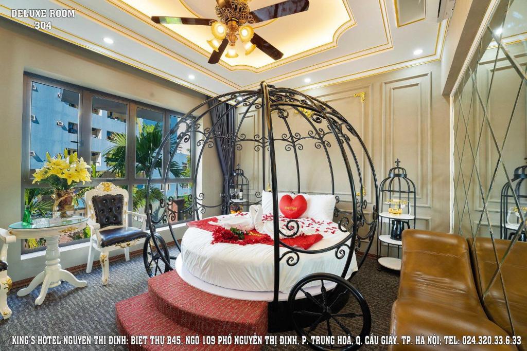 Posezení v ubytování King's Hotel Nguyễn Thị Định