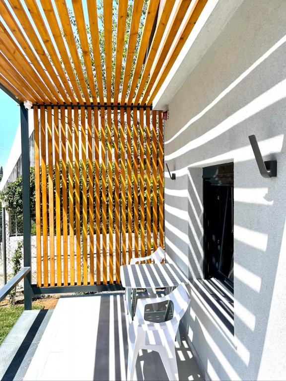 Agora LX Studios & Suites - 