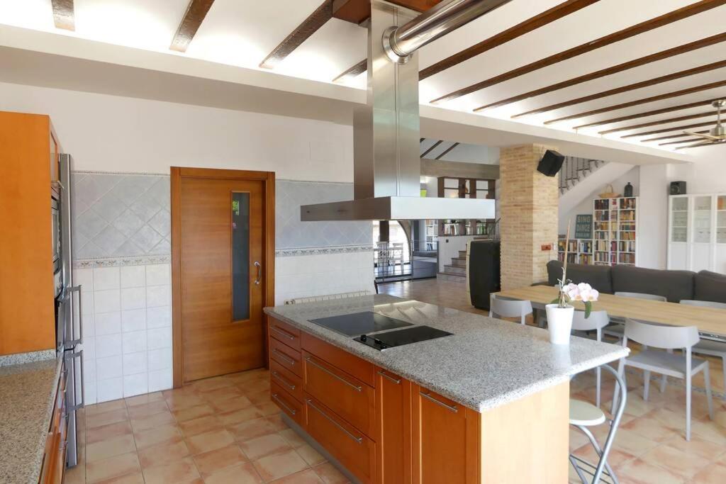 Ca Buganvilla. El corazón de la huerta valenciana, Meliana ...