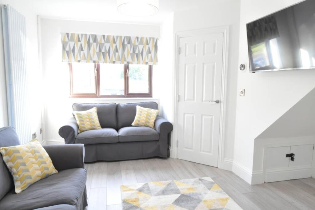 The Osprey Newly Renovated House, Castle Gresley Updated 2023 Prices