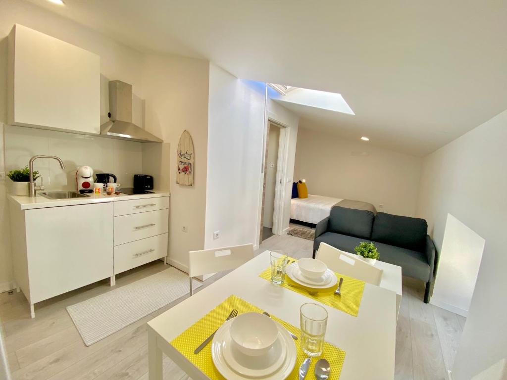 BrightHouse Nazaré - Modern Apartments - 11