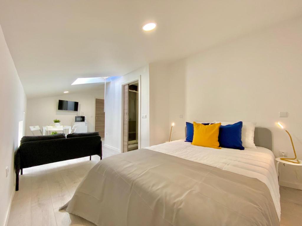 BrightHouse Nazaré - Modern Apartments - 9