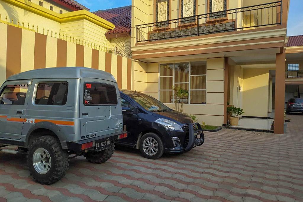 Fotografie z fotogalerie ubytování RedDoorz Syariah near Exit Tol Pemalang v destinaci Comal