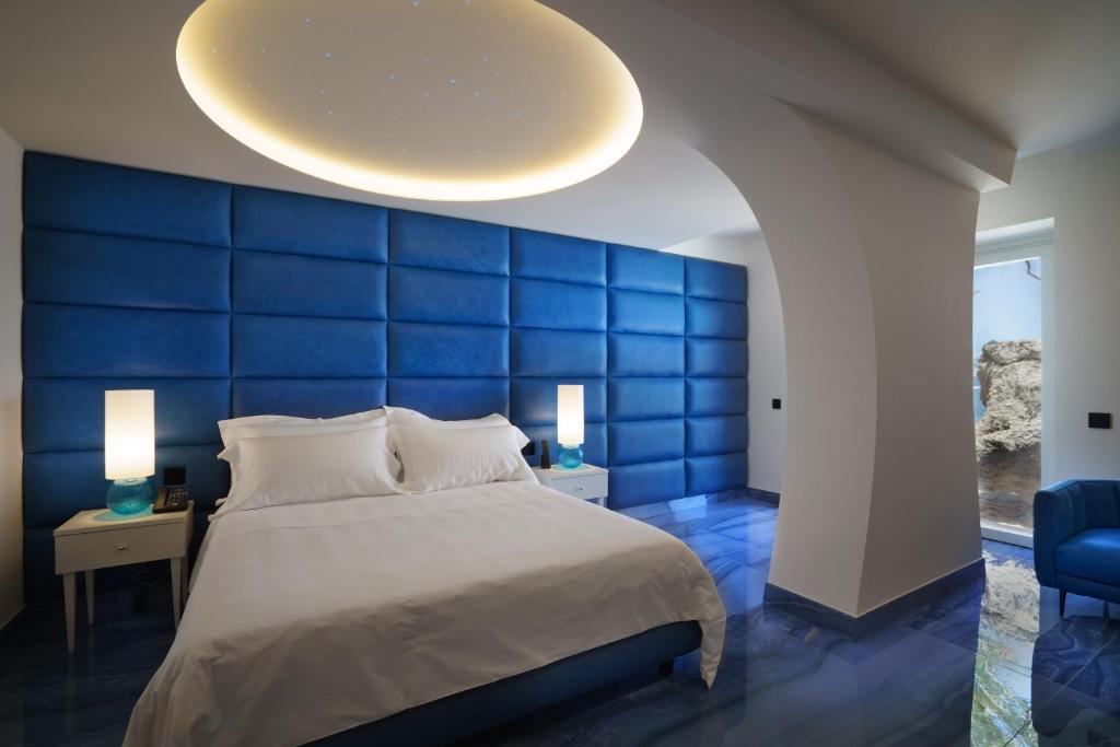 Grotta Palazzese Beach Hotel - Suite Met Uitzicht Op Zee