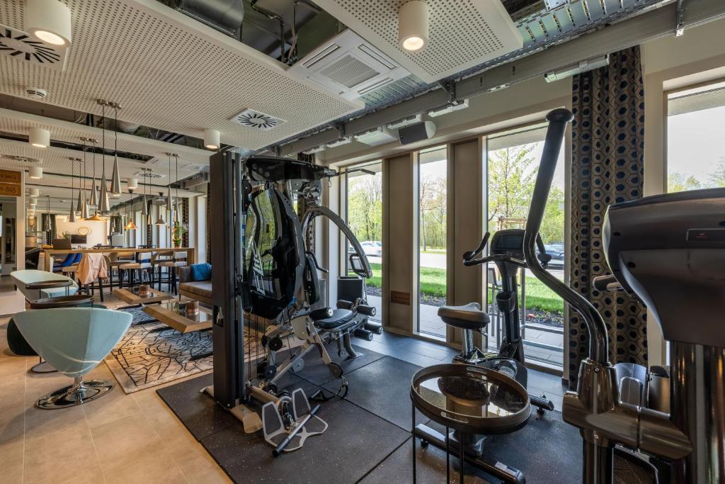 Fitness centrum a/nebo fitness zařízení v ubytování MASEVEN München Messe Trudering