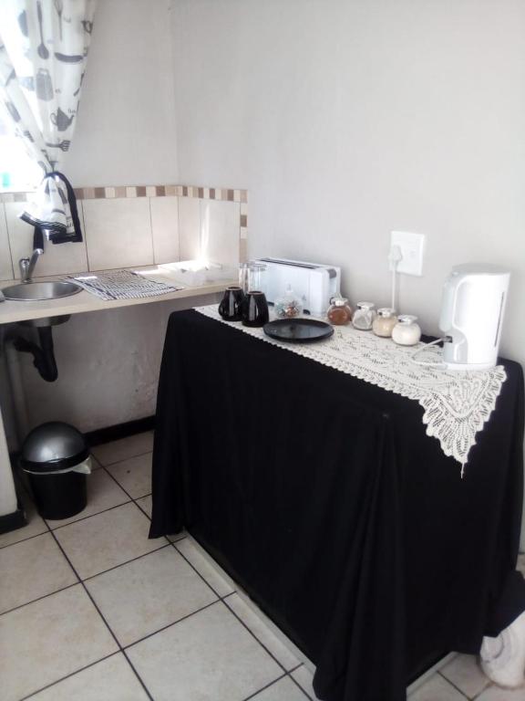 The Eden Lodge Boksburg - Deluxe Queen Room