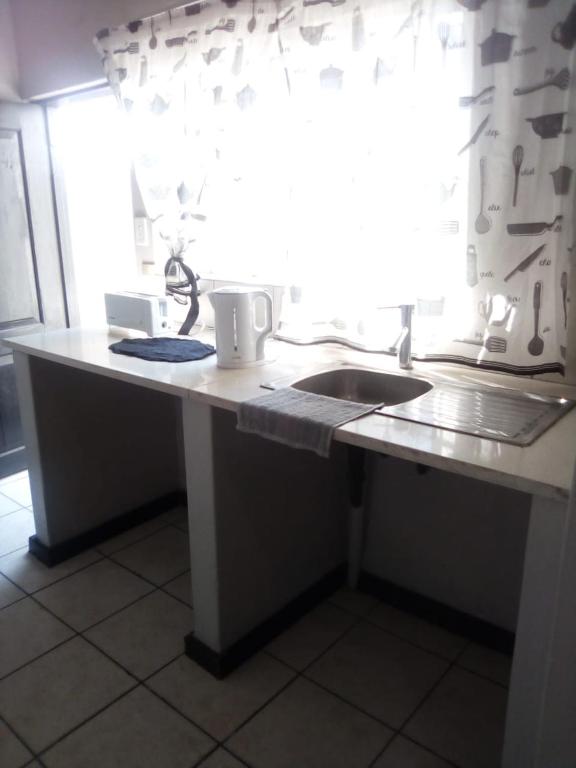 The Eden Lodge Boksburg - Superior Queen Room