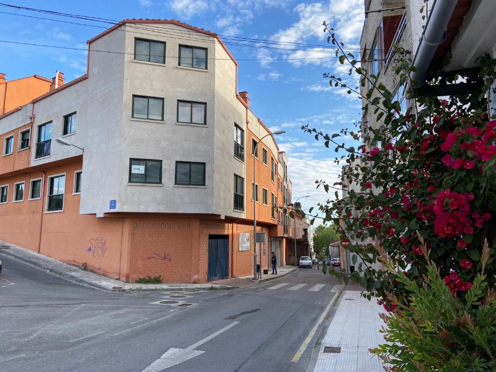Το κτήριο όπου στεγάζεται  το διαμέρισμα