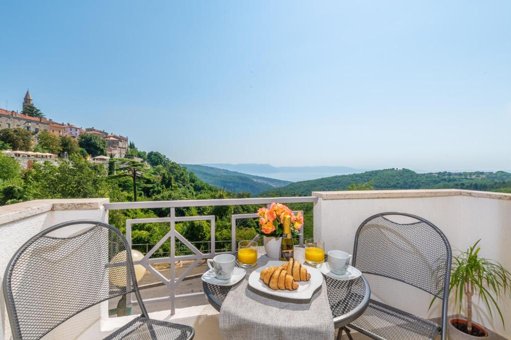 Příroda nedaleko apartmánu