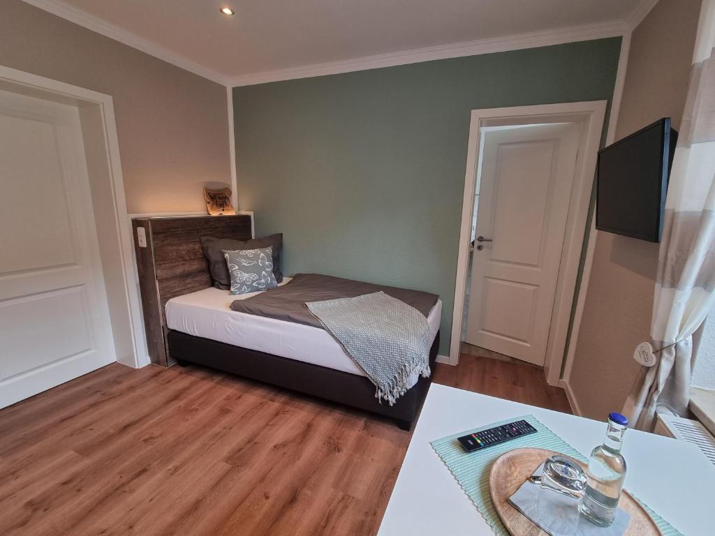 Postel nebo postele na pokoji v ubytování Landhotel Hof Barrl