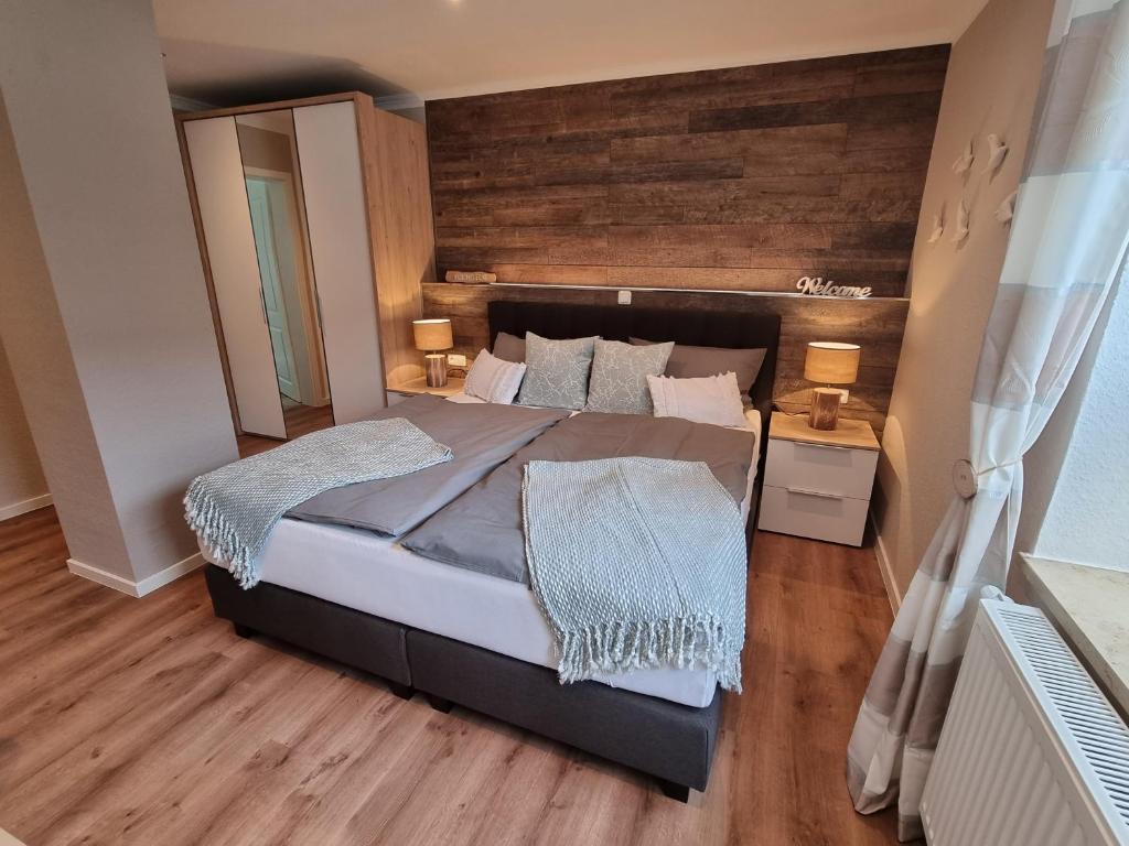 Postel nebo postele na pokoji v ubytování Landhotel Hof Barrl
