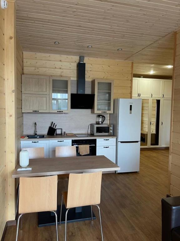 409 Family Alley - отзывы и видео